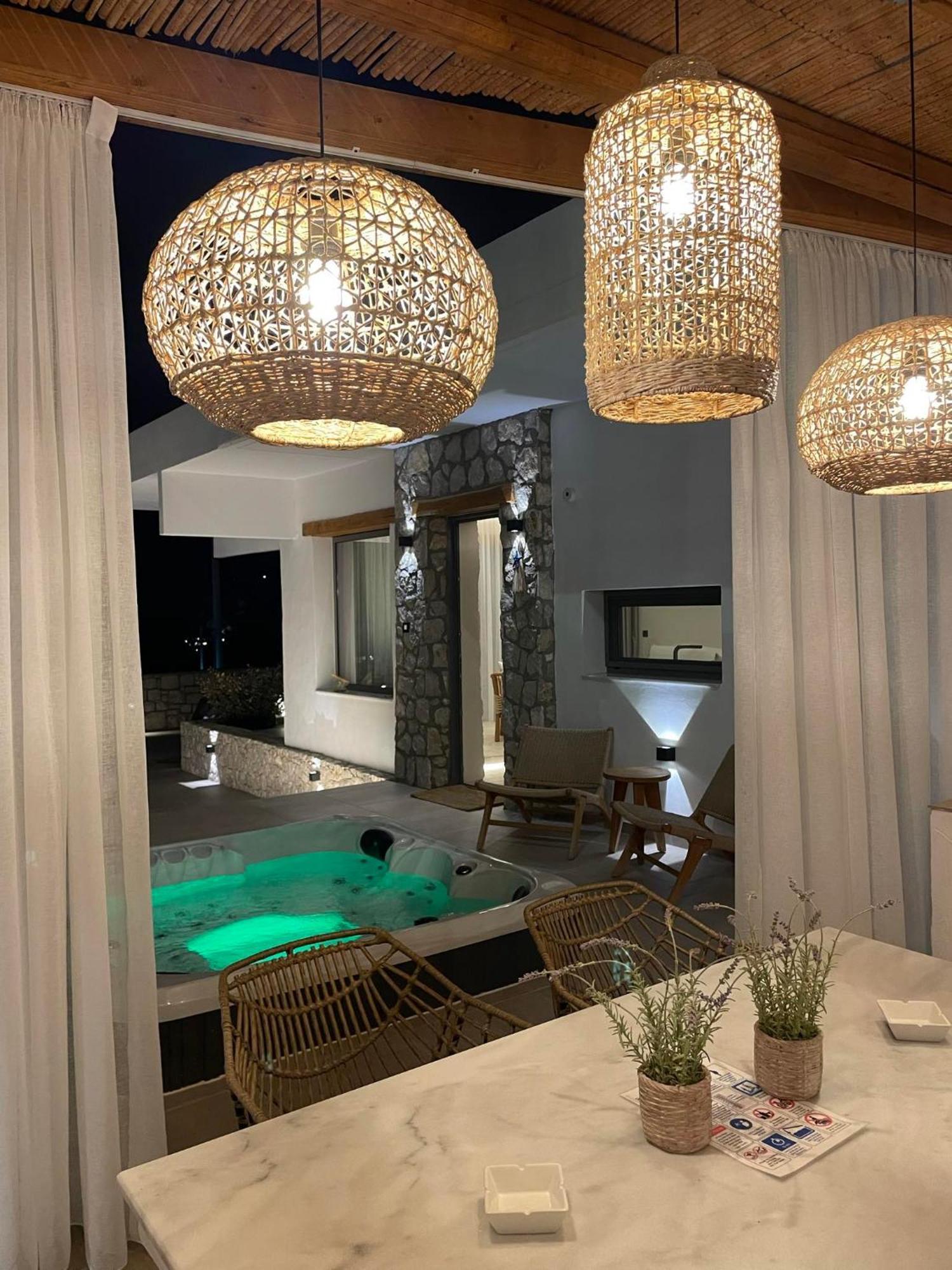 Lithos Luxury Villa Archangelos  Eksteriør billede